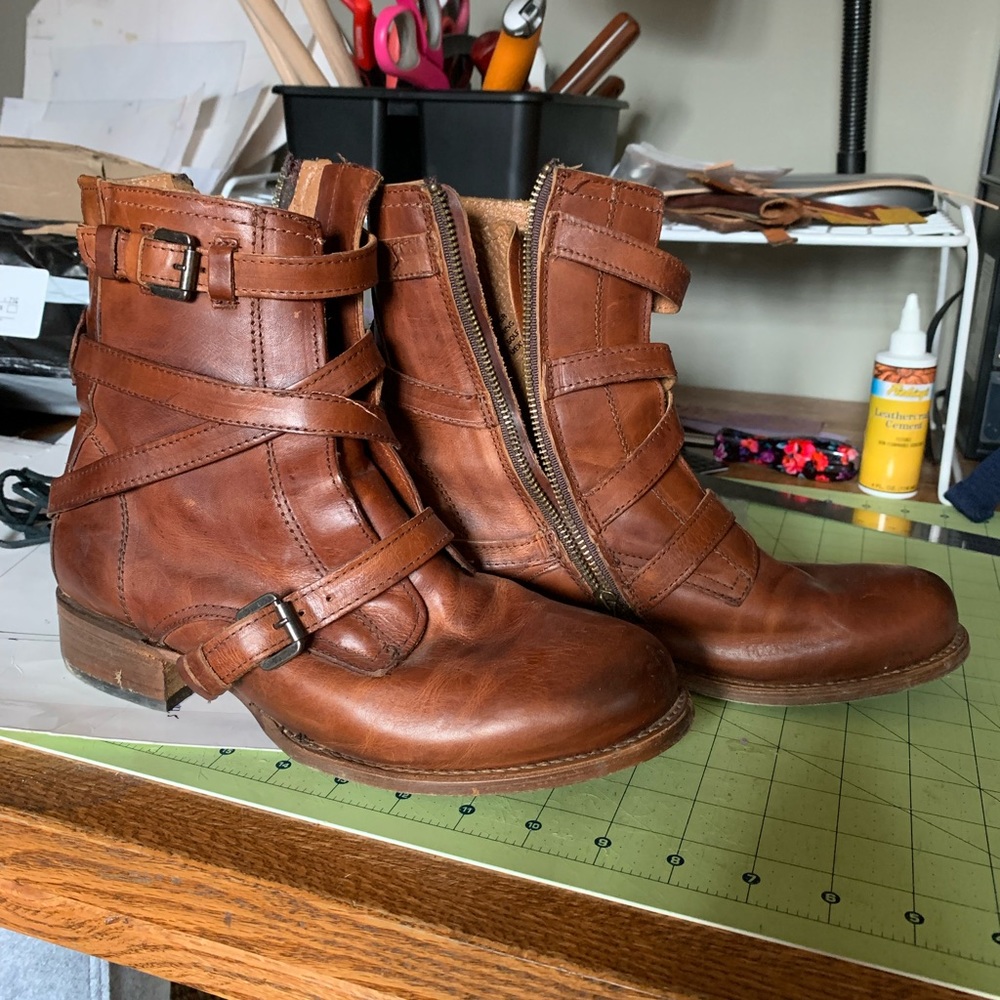 Freebird Raine Strappy Leather boots, 11, cognac
